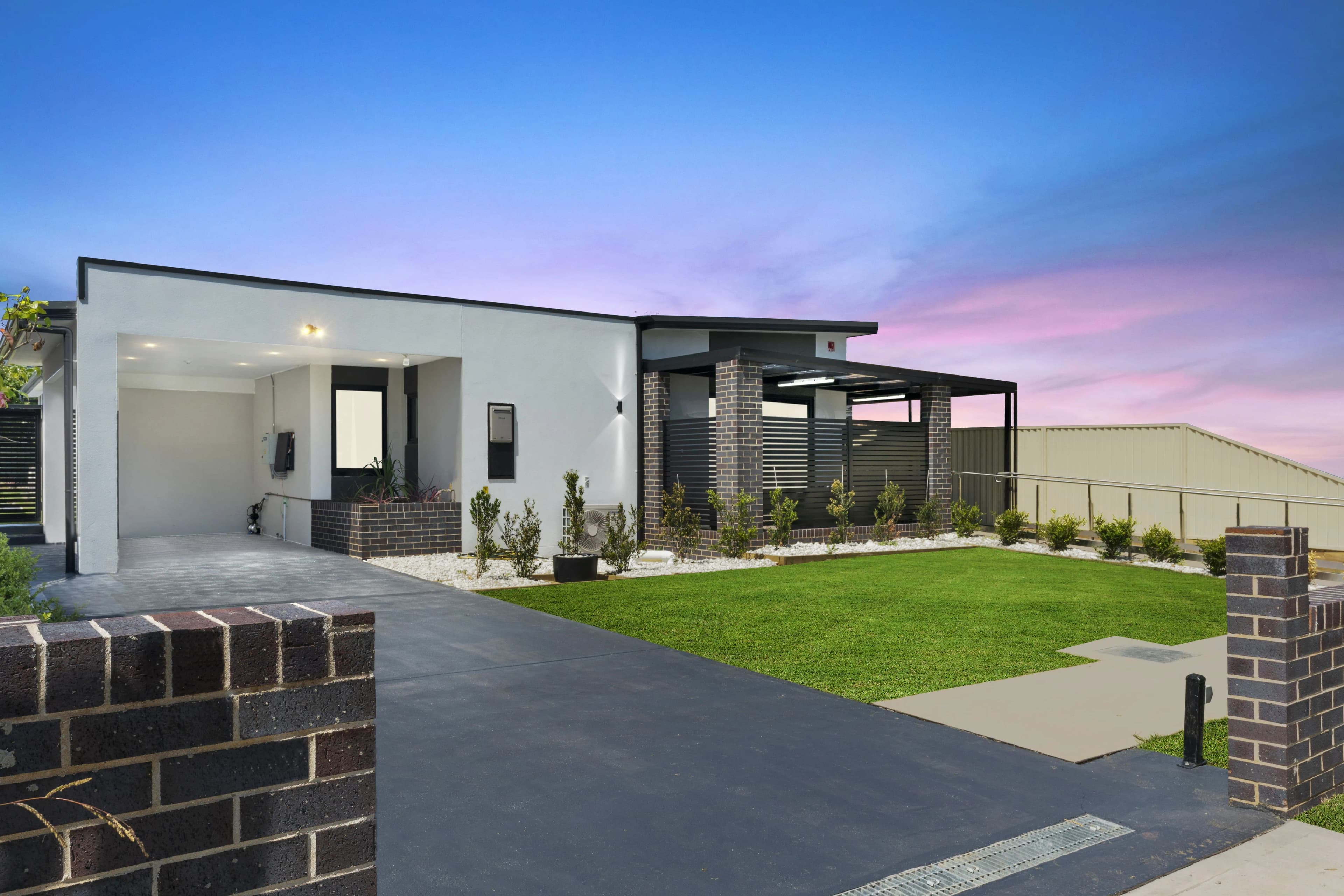 Newton Rd, Blacktown